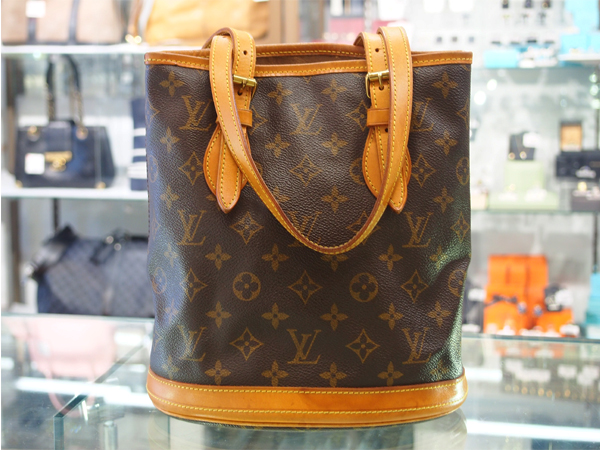 LOUIS VUITTON　モノグラム　バッグ