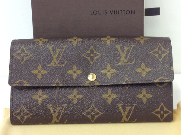 Louis Vuitton　モノグラム　ウォレット