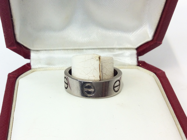 Cartier　K18WG　指輪　ラブリング