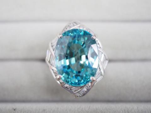 リング Pt900 18.6g ブルージルコン 23.8ctダイヤ 2.078ct 