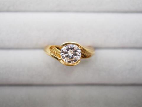 リング K18YG 4.6g ダイヤ 1.04ct 