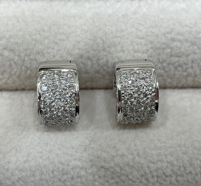 ピアス K18WG 7.0g ダイヤ 0.39ct/0.39ct