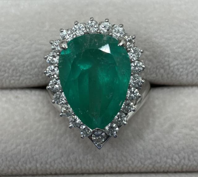 リング Pt900 16.3g エメラルド 9.73ctダイヤ 1.17ct