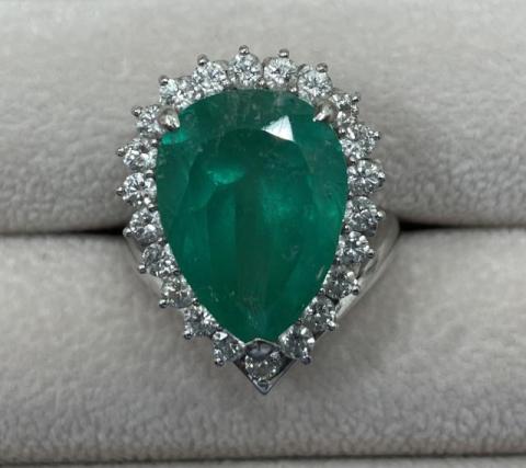 リング Pt900 16.3g エメラルド 9.73ctダイヤ 1.17ct