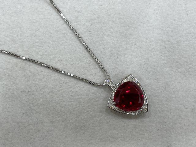 クレサンベール ネックレス Pt900/Pt850 10.0g 再結晶ルビー 7.11ctダイヤ 0.32ct