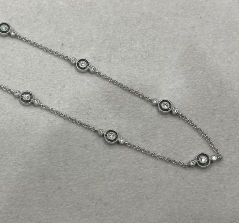 クイーンジュエリー ネックレス K18WG 13.4g ダイヤ 0.72ct