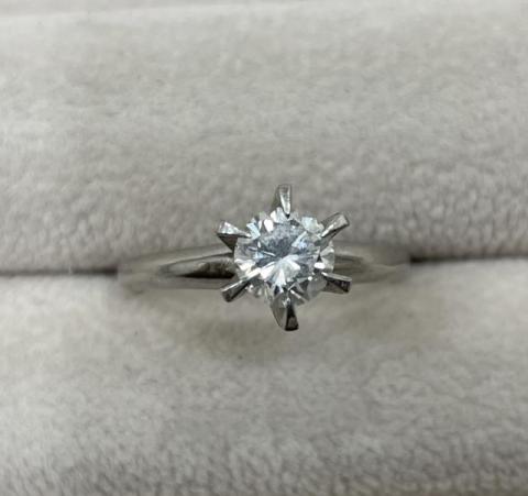 リング Pt900 4.8g ダイヤ 0.68ct   