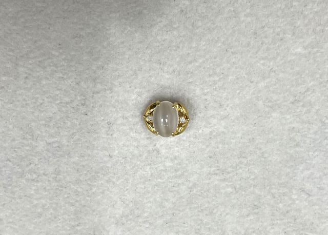 ペンダントトップ K18YG 1.0g クォーツ ダイヤ