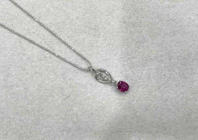 ネックレス K18WG 2.1g ルビーダイヤ 0.04ct
