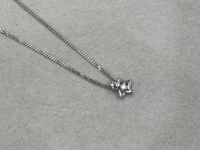 ネックレス K18WG 2.9g ダイヤ 0.05ct