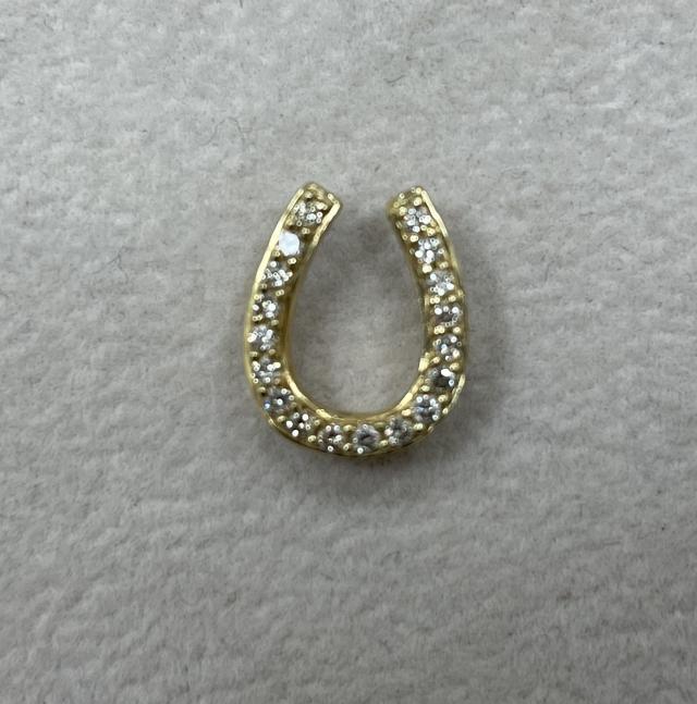 ペンダントトップ K18YG 1.1g ダイヤ 0.10ct ホースシュー