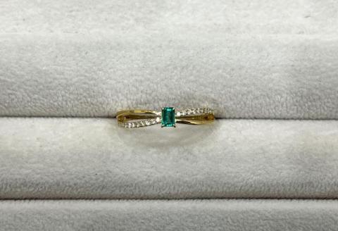 リング K18YG 2.2g エメラルド 0.14ctダイヤ 0.11ct