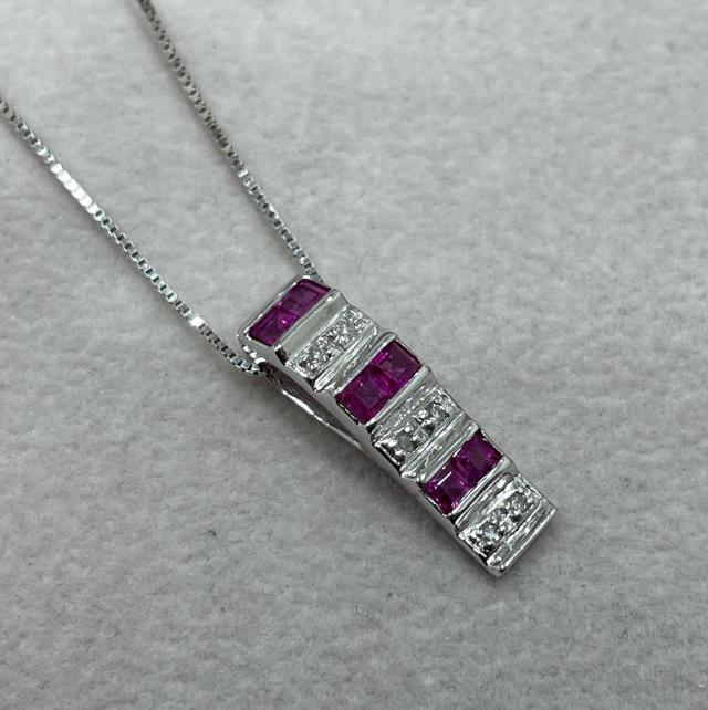 ネックレス K14WG 1.9g ルビー 0.59ctダイヤ 0.03ct