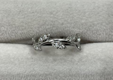 ティファニー オリーブリーフ リング K18WG 2.7g ダイヤ 9号