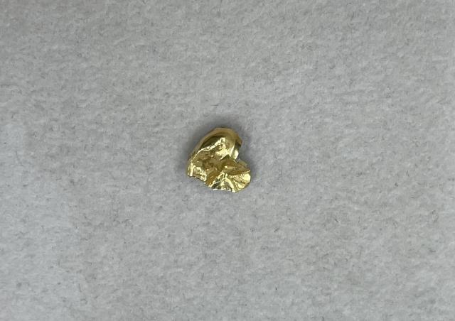 金歯 K18YG 1.5g ※X線済み