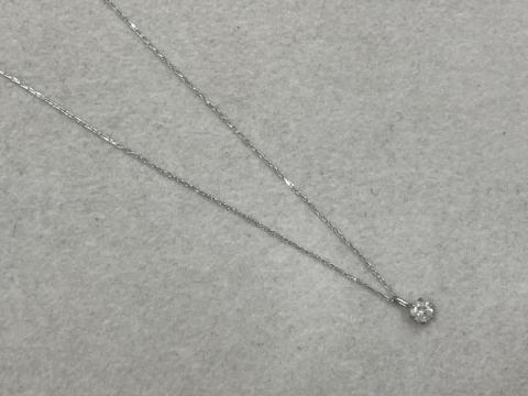ネックレス K18WG 0.7g ダイヤ 0.15ct