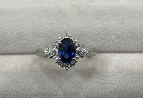 リング Pt900 5.3g サファイア 1.03ctダイヤ 0.38ct クラシック