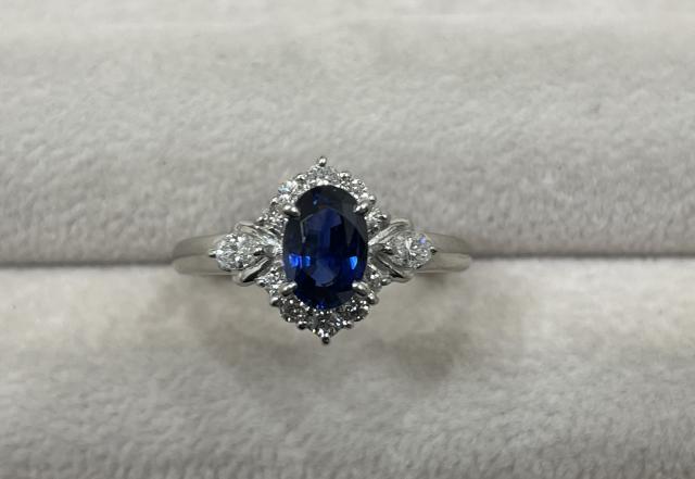 リング Pt900 5.3g サファイア 1.03ctダイヤ 0.38ct クラシック