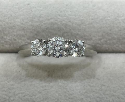 リング Pt900 4.8g ダイヤ 1.128ct