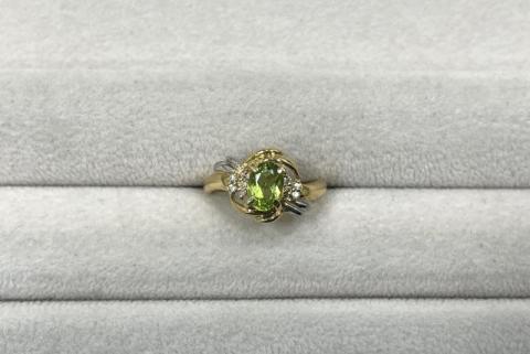リング K18YG/Pt900 3.4g ペリドット 0.97ctダイヤ