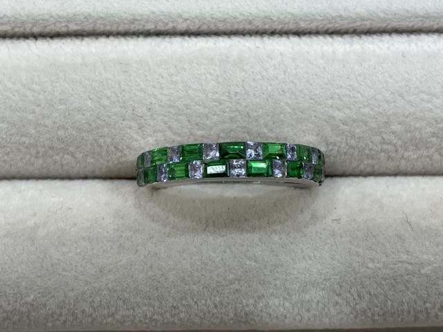 リング K18WG 4.0g タンザナイト 0.62ctツァボライト 1.28ct