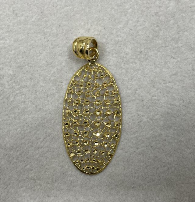 ペンダントトップ K18YG 2.7g