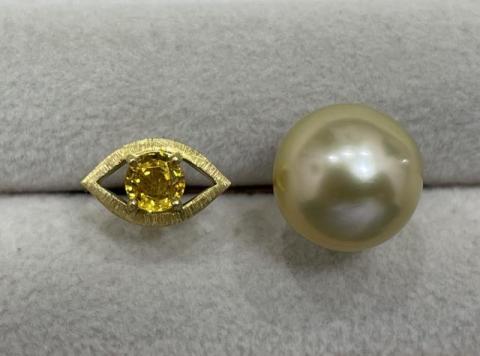 ピアス K18YG/K10YG 5.8g 白蝶真珠 12.3mmイエローサファイア