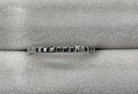 ブシュロン キャトルクルドパリ ポワントドディアマン リング Pt950 3.4g スモール 59号