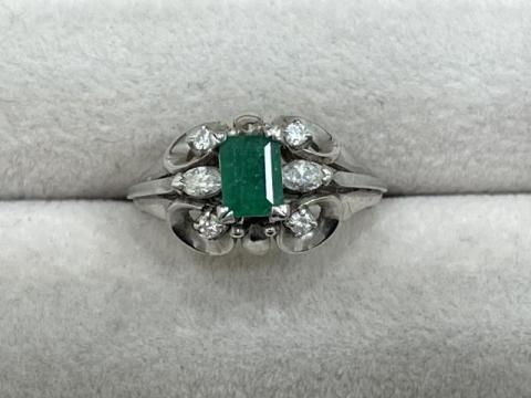 リング Pt850 5.2g エメラルド 0.5ctダイヤ 0.2ct