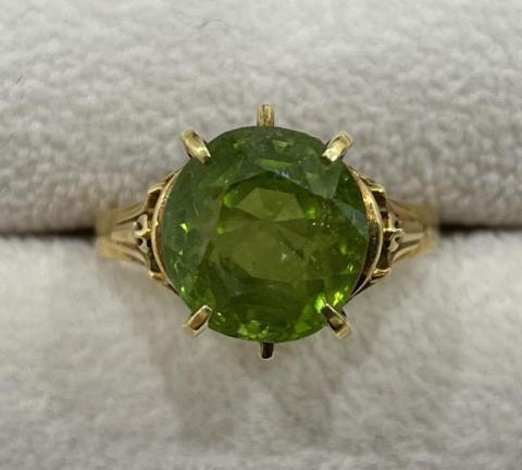 リング K18YG 3.9g ペリドット