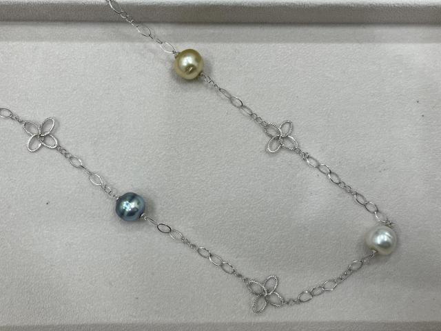 ネックレス K18WG 18.8g 黒蝶真珠 8.7-12.3mm白蝶真珠 10.7-12.4mm