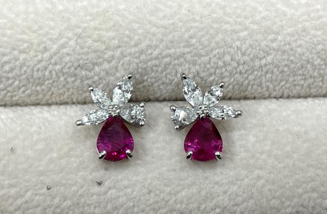 ピアス Pt900 2.2g ルビー0.51ct/0.50ctダイヤ 0.25ct/0.25ct