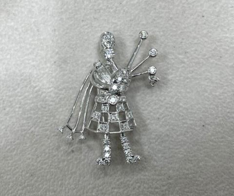 タサキ ブローチ K18YG 7.3g ダイヤモンド 0.68ct