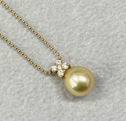 タサキ ネックレス K18YG 3.3g 白蝶真珠ダイヤ 0.12ct ※ネックレス社外品 