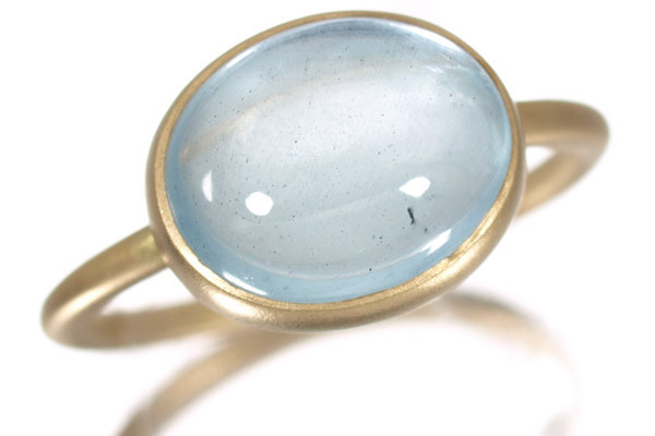 マリハ 30代 40代の女性にお勧めしたい至極のブランドを解説 買取裏話 金 宝石 ブランドジュエリー 買取のグリーバー Greeber 神奈川県藤沢駅徒歩1分